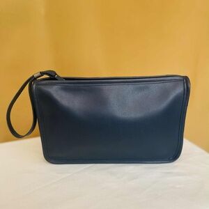 Mitzi -Mitzi Lorenz Navy Blue Leather Wristlet Clutch – Minimalist  Purse Bag